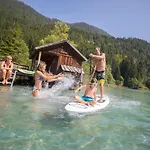 شقة Im Haus Sonnleiten Am Weissensee تيكيندورف