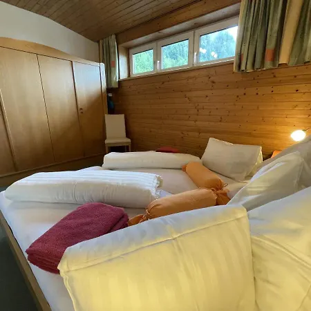 Im Haus Sonnleiten Am Weissensee * تيكيندورف
