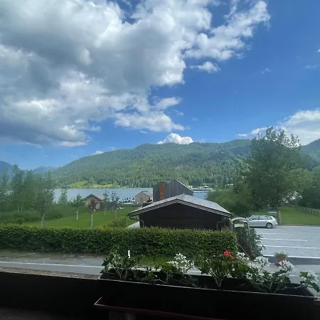 شقة Im Haus Sonnleiten Am Weissensee تيكيندورف