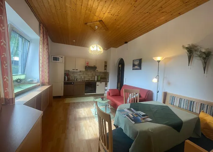 Im Haus Sonnleiten Am Weissensee *